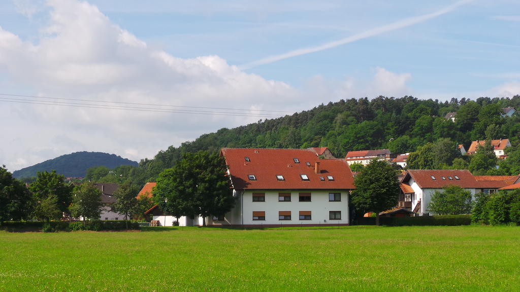 Rhoenblick Landhotel - Restaurant - Countrypub Petersberg  외부 사진