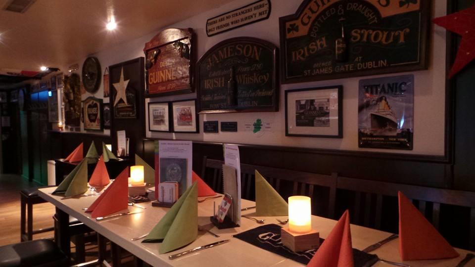 Rhoenblick Landhotel - Restaurant - Countrypub Petersberg  외부 사진