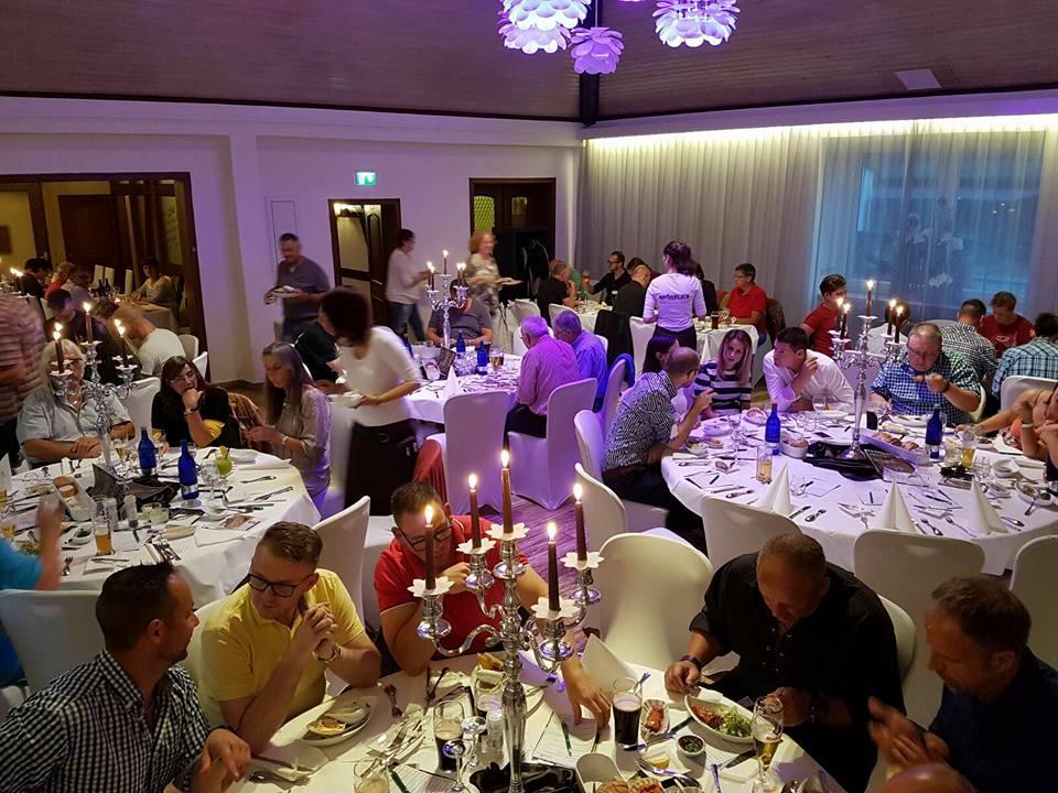 Rhoenblick Landhotel - Restaurant - Countrypub Petersberg  외부 사진